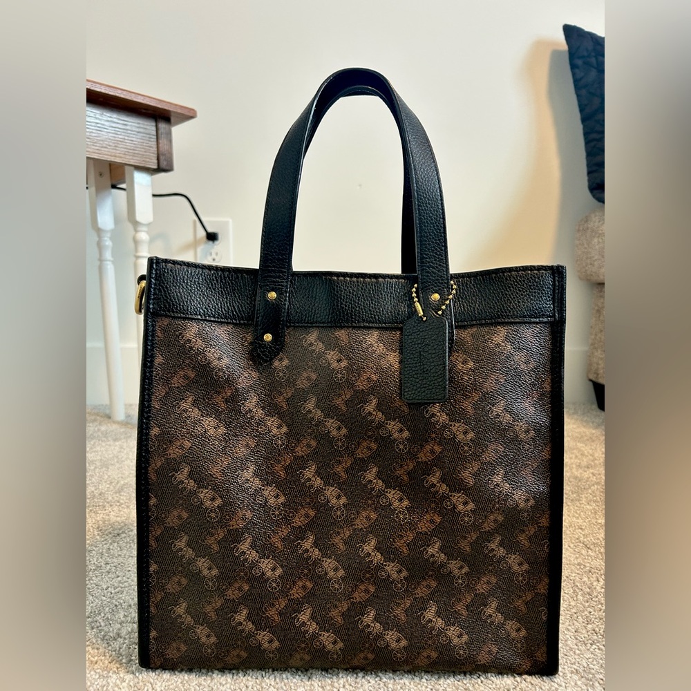 Coach Field Tote 30- Horse and Carriage print